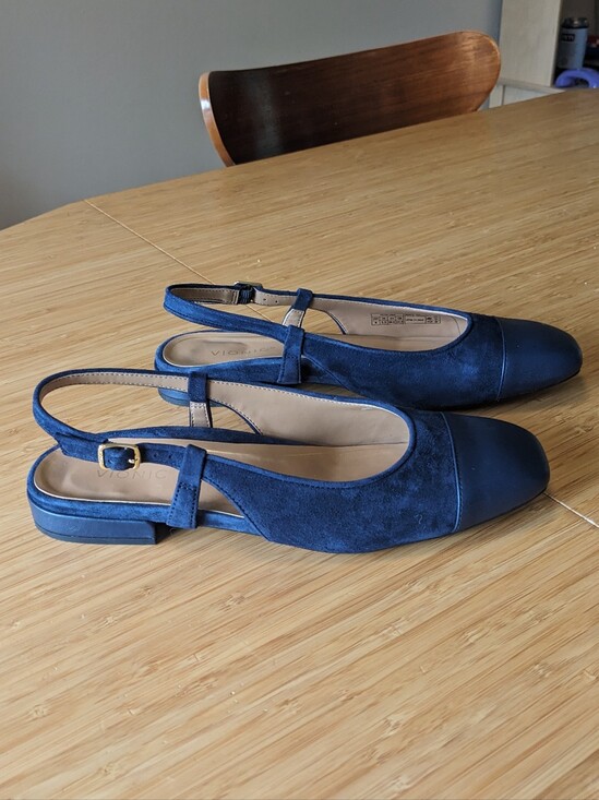 Vionic Shoes - Vionic Petaluma Slingback Flat Sz 8 Blue Suede Cap-toe Classic Style + Comfort